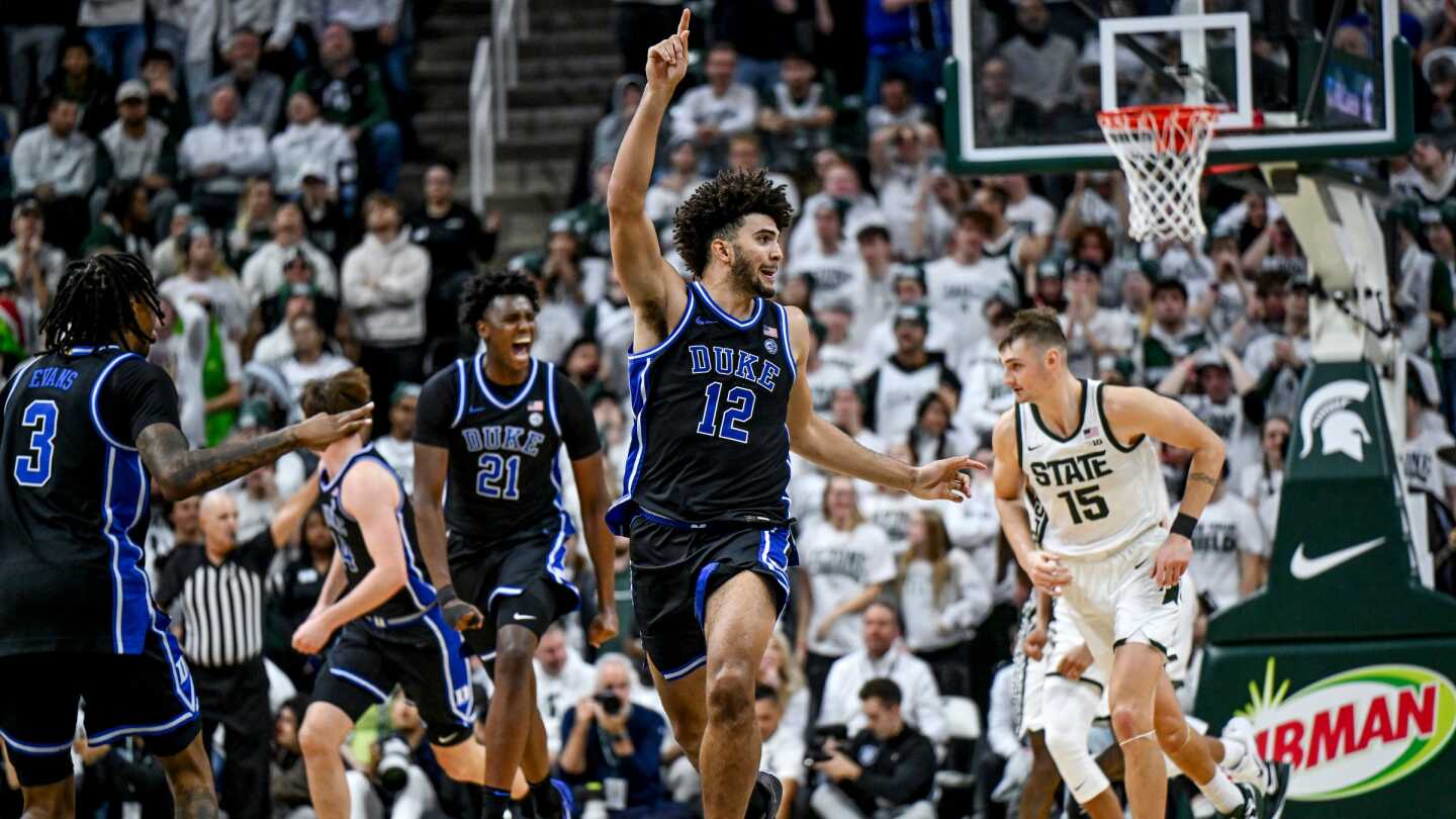 Cameron Boozer scores 18 in No. 4 Duke’s 66-60 win over No. 7 Michigan State