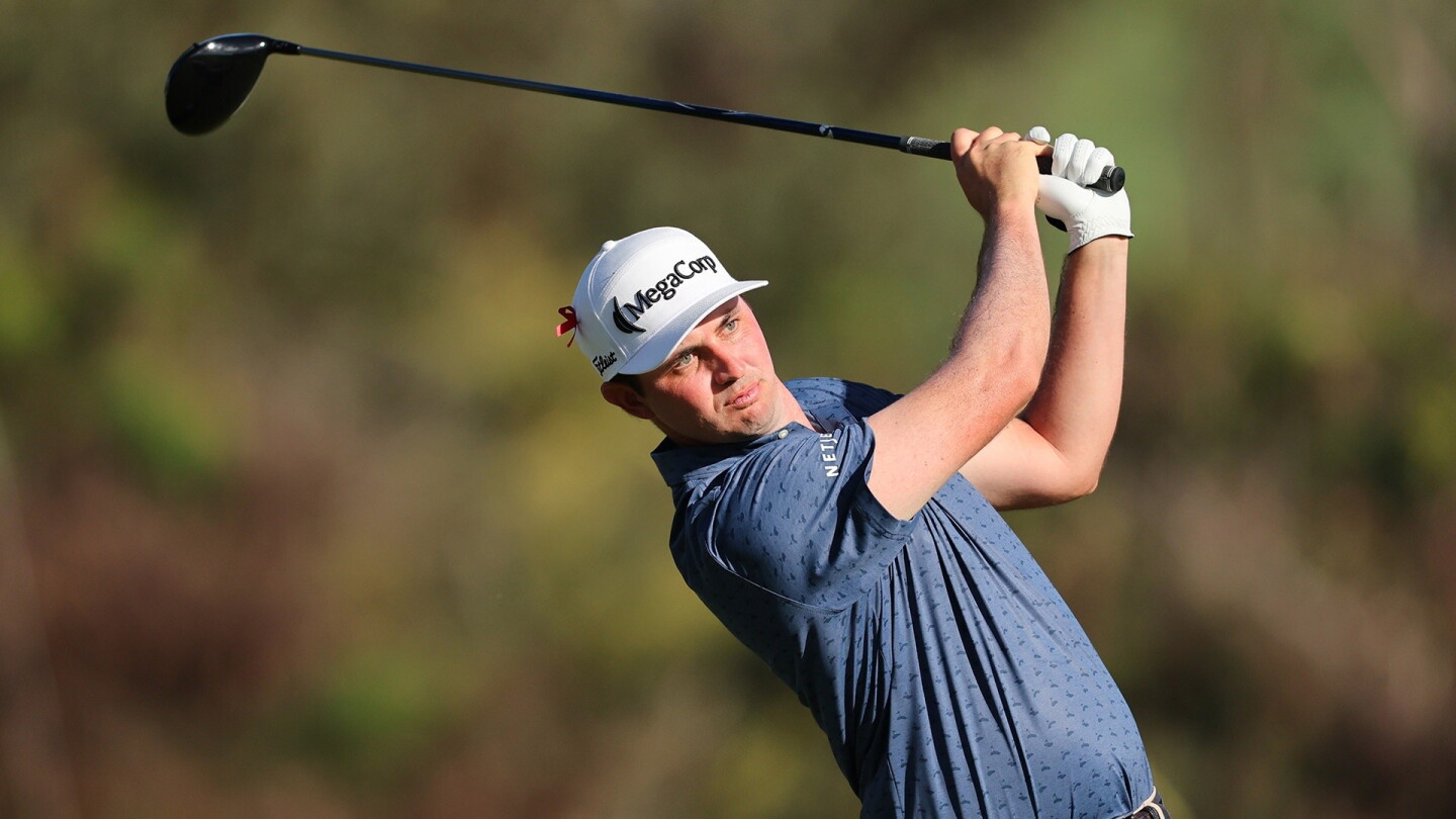 Poston finds cup, ball ricochet’s back onto green Poston finds cup, ball ricochet’s back onto green