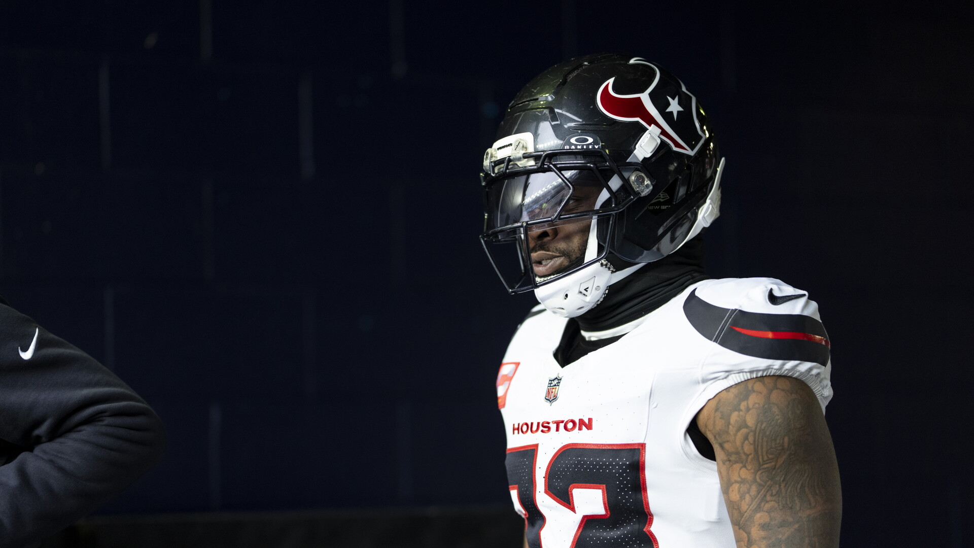 Texans sign RB Dare Ogunbowale off Raiders' practice squad