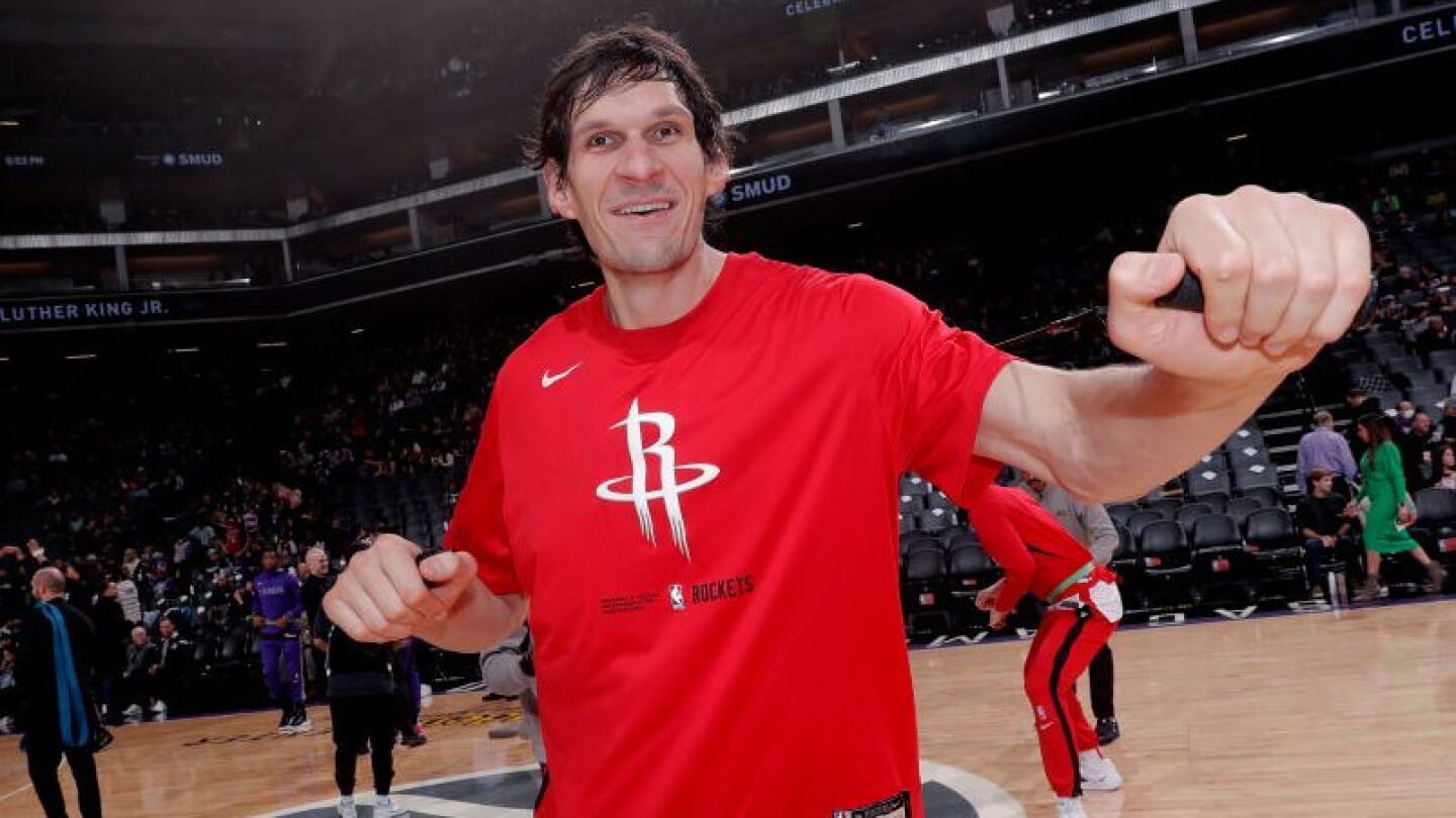 Boban Rockets As expected, Boban Marjanovic re-signs with Rockets the rest of season ...