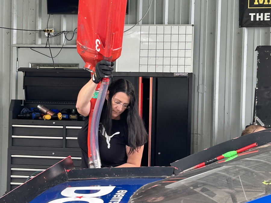 Jen Mateo Racing Friday 5: Long journey led Infield Jen to become only female fueler in ...