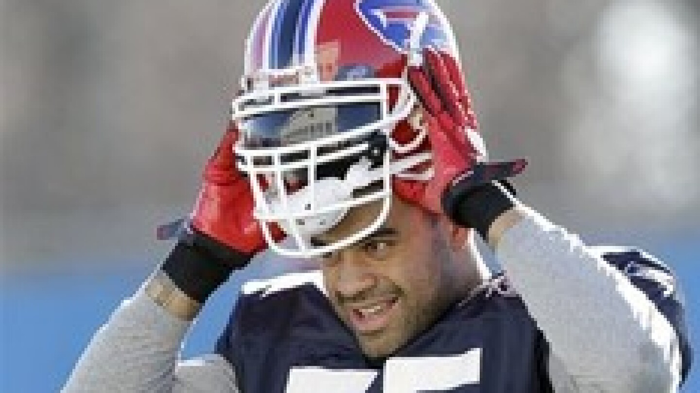 Shawne Merriman, Brad Smith make quick impact for Bills - NBC Sports