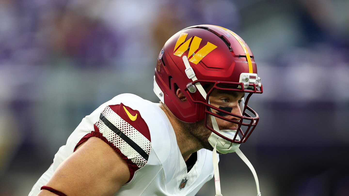 Zach Ertz Cleared for Football Activities as He Seeks New Team