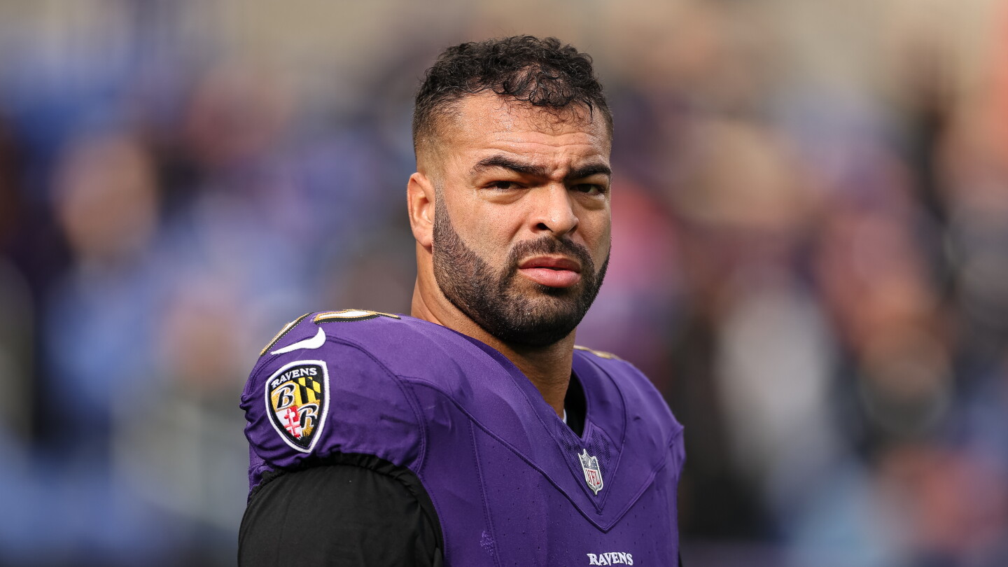Kyle Van Noy Meets with Vikings for Potential Signing