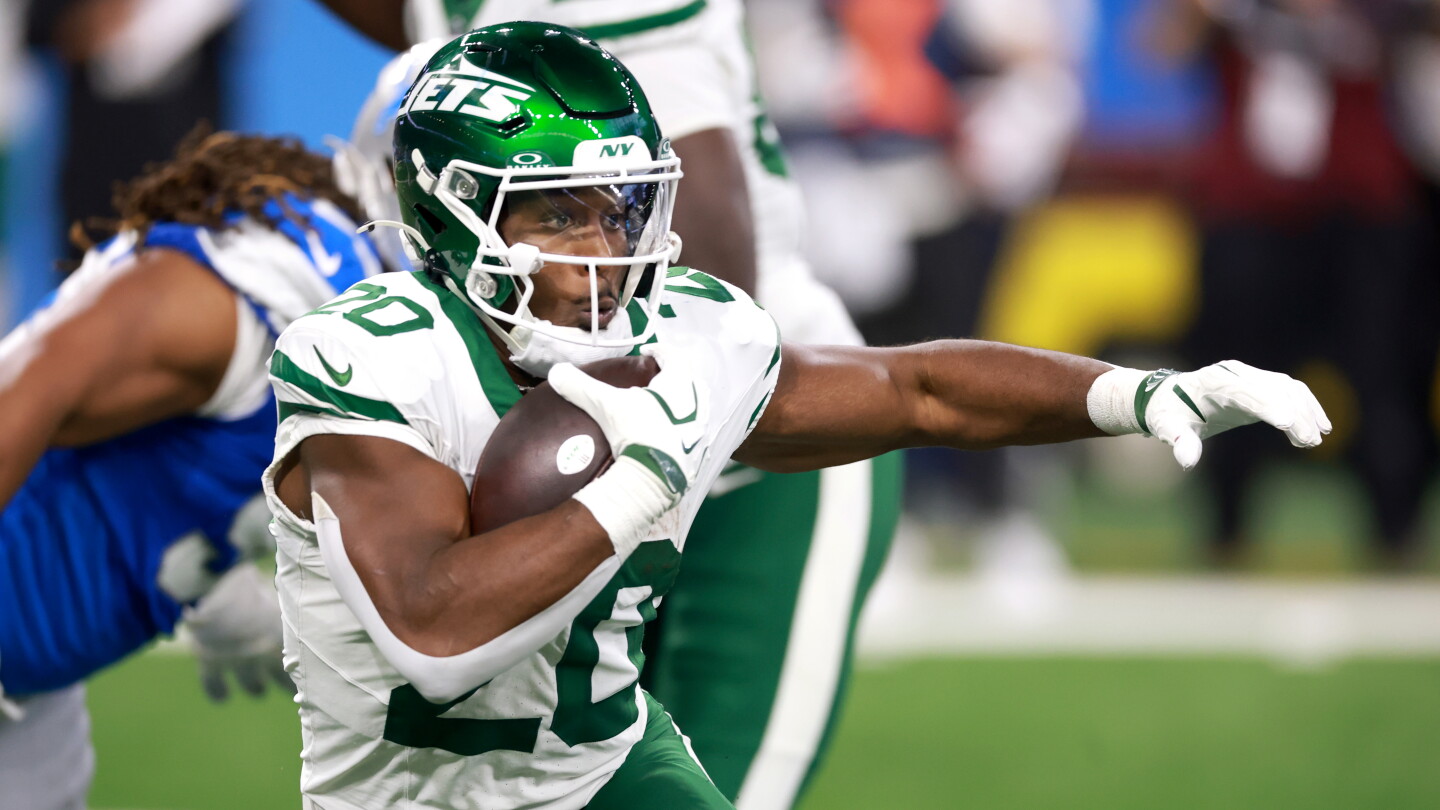 Jets cut Lions lead to 24-16, but lose Breece Hall to injury