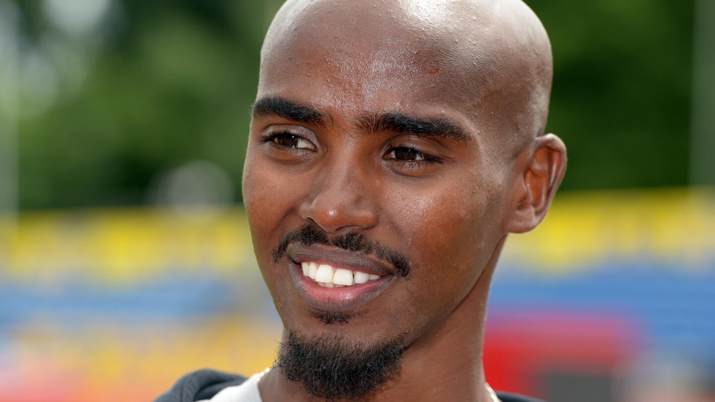 'Random guy' ends up with Mo Farah's phone number - NBC Sports