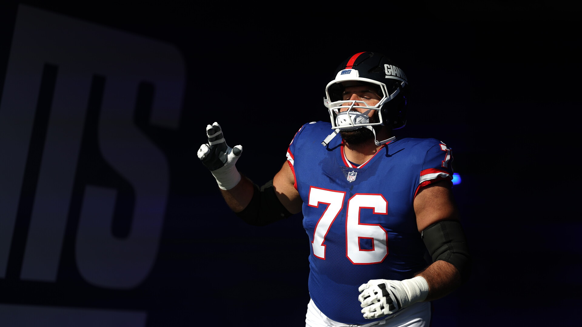 Fantasy football NFL news illustration