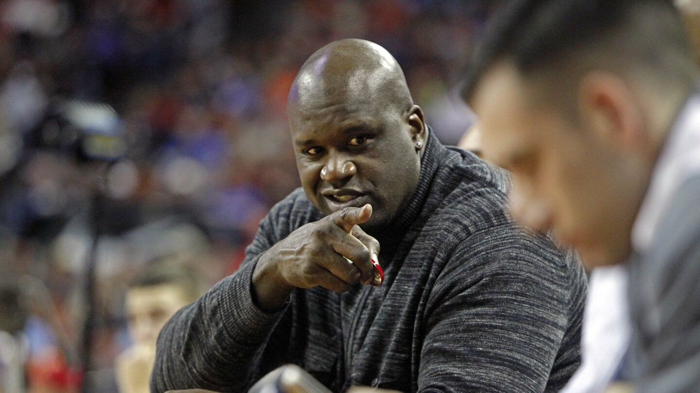 Shaquille O'Neal sings the top of the pop charts. Poorly. (VIDEO) - NBC ...