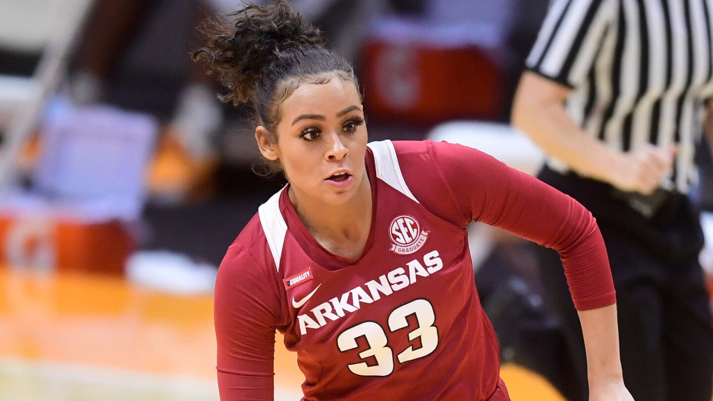 Lisa Dungee Dungee scores 38, No. 18 Arkansas women beat Ole Miss 84-74 - NBC Sports