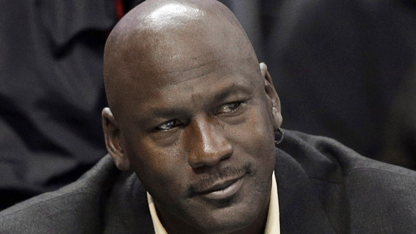 Sam Perkins: Bobby Knight made Michael Jordan cry at 1984 Olympics ...