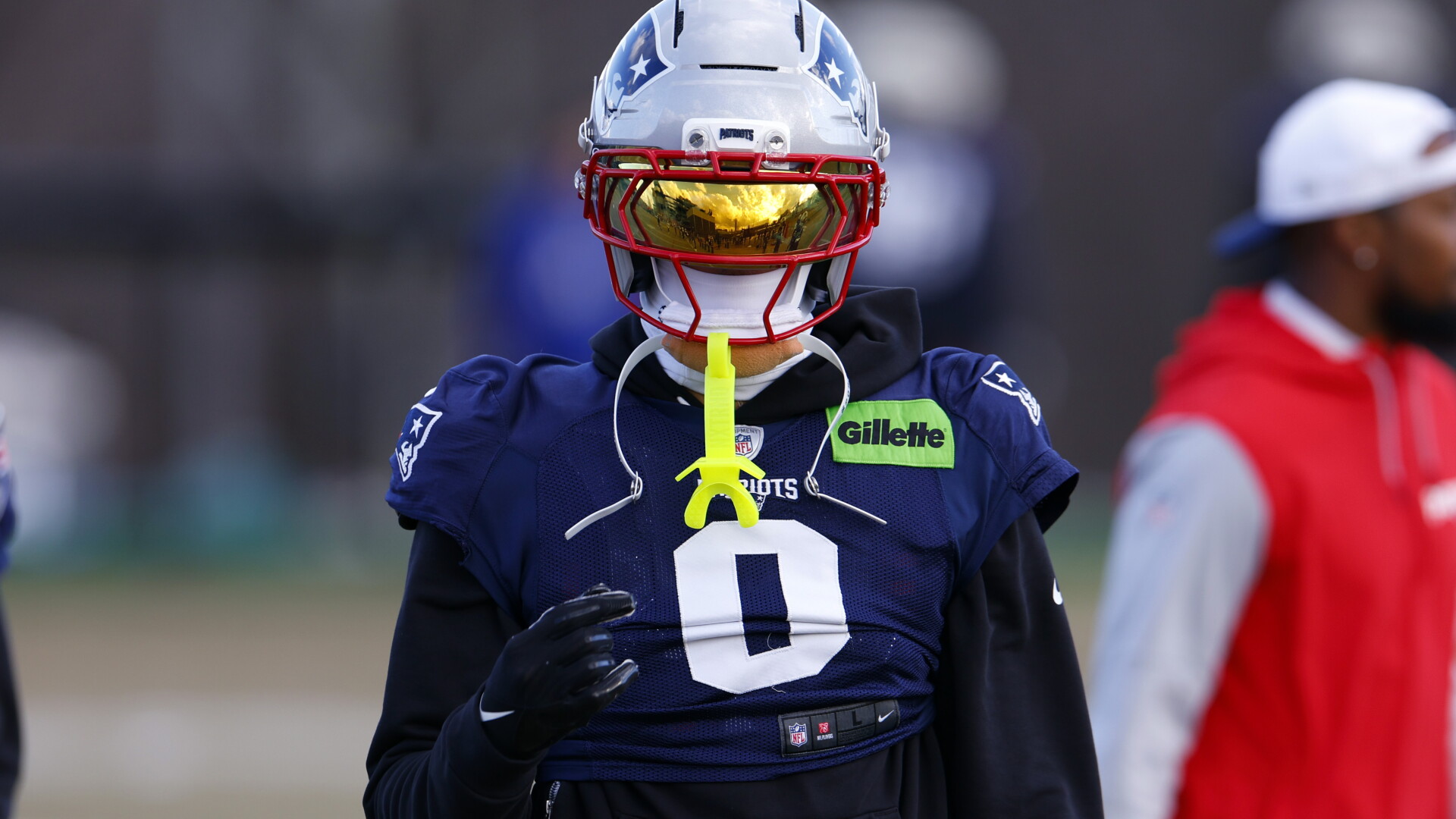 Report: Patriots, Christian Gonzalez aren't anywhere close to a deal