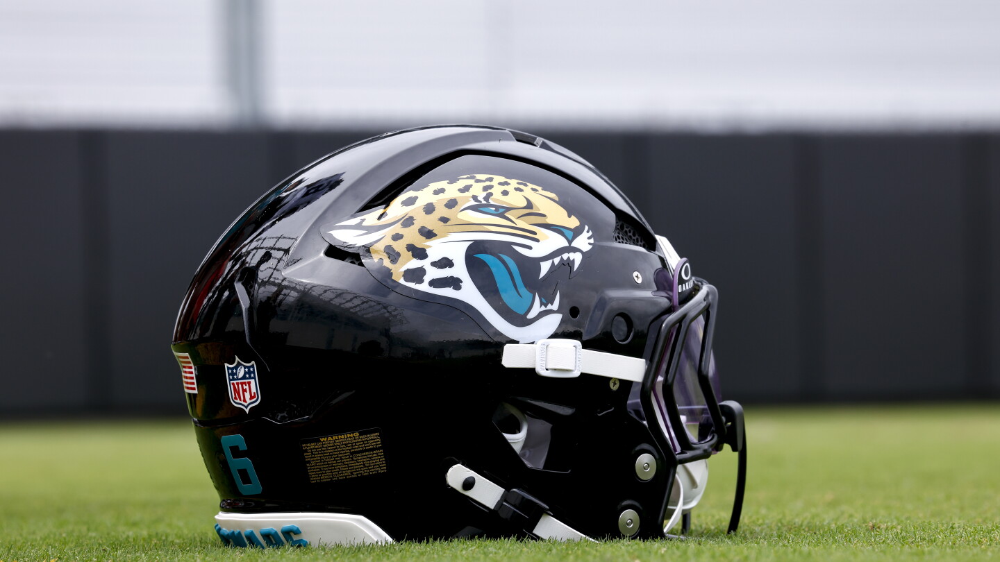 Jaguars Sign Offensive Lineman Timothy McKay