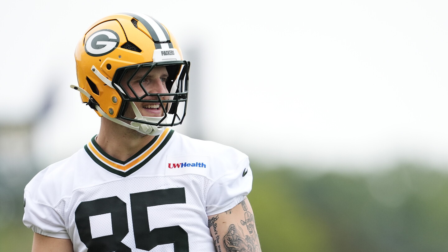 Packers and Tucker Kraft Seek Contract Extension