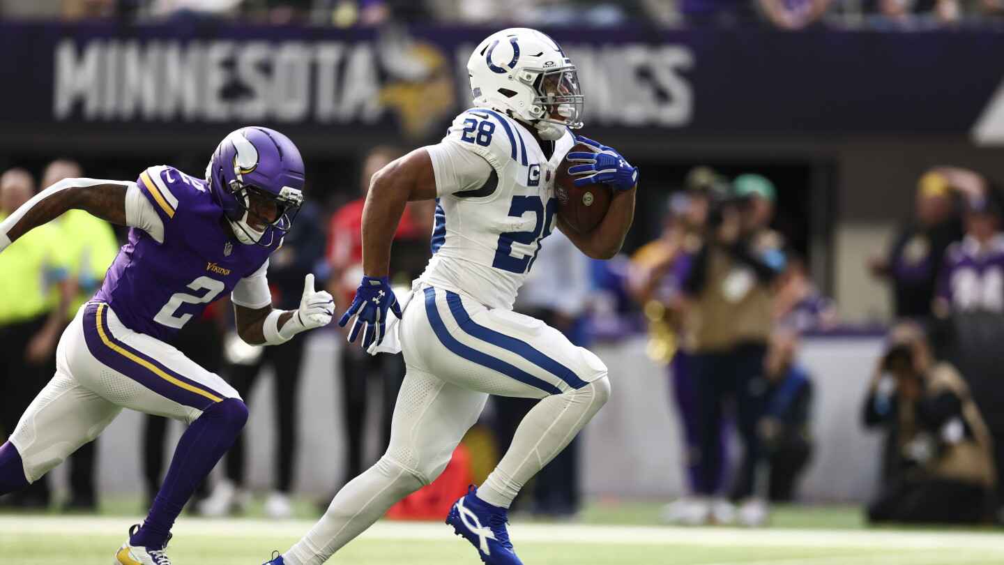 If Jonathan Taylor is available in trade, the Colts could hold him out of action on Sunday