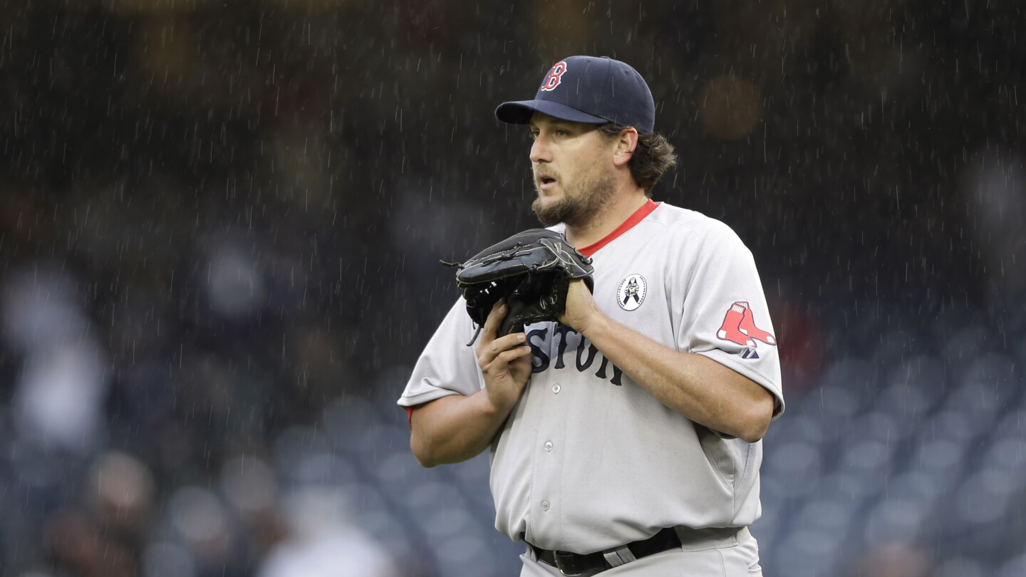 Joe Hanaran Joel Hanrahan to have a second Tommy John surgery - NBC Sports